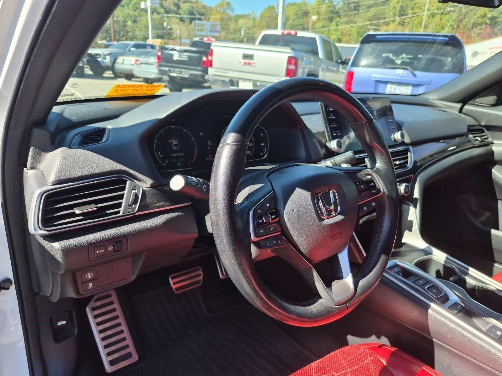 Used 2022 Platinum White Pearl Honda Sport image 18