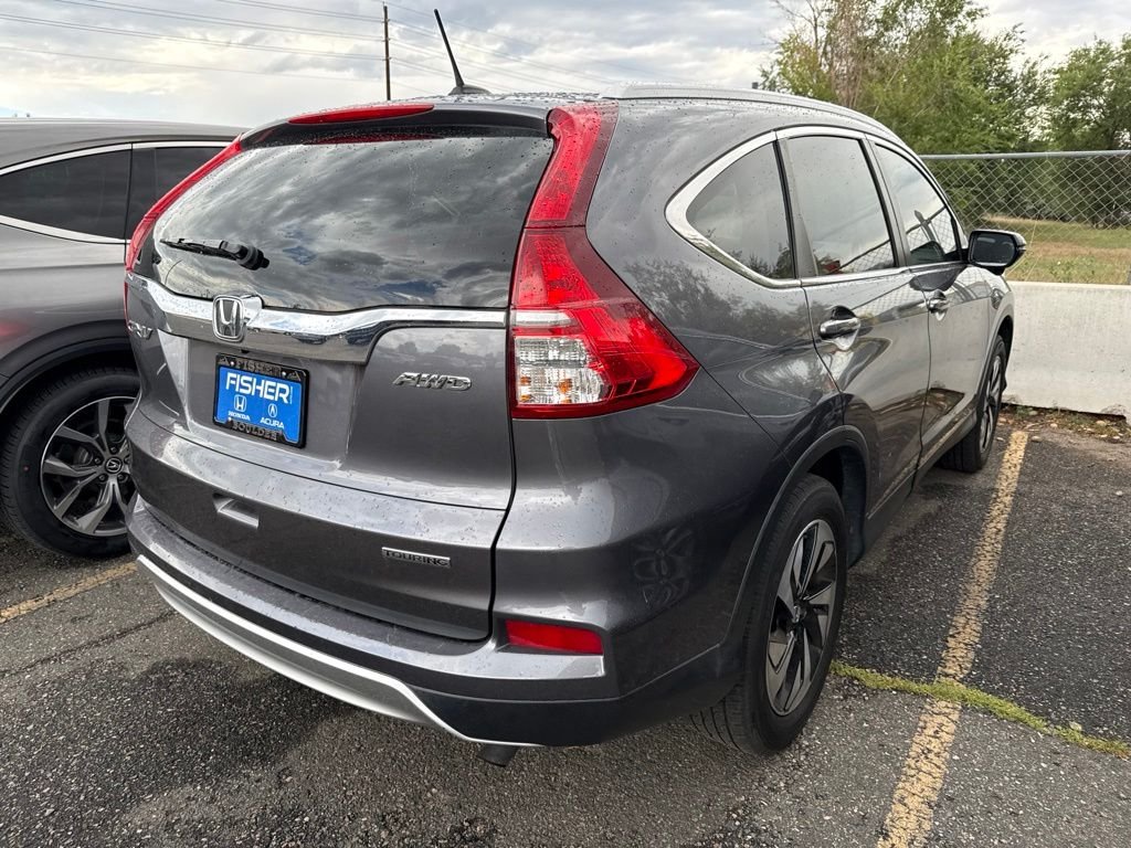 Used 2016  Honda Touring image 2