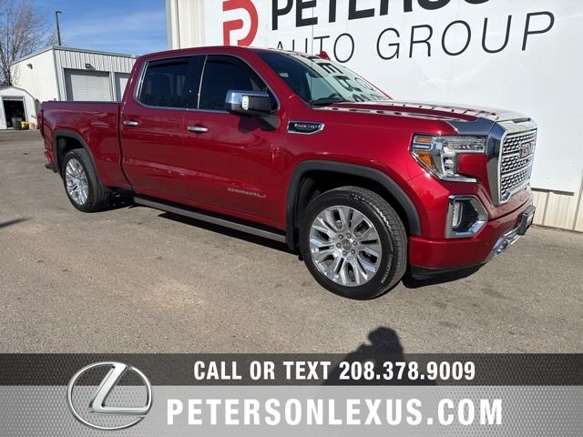 2020 GMC Sierra 4WD Crew Cab Short Box Denali's photo