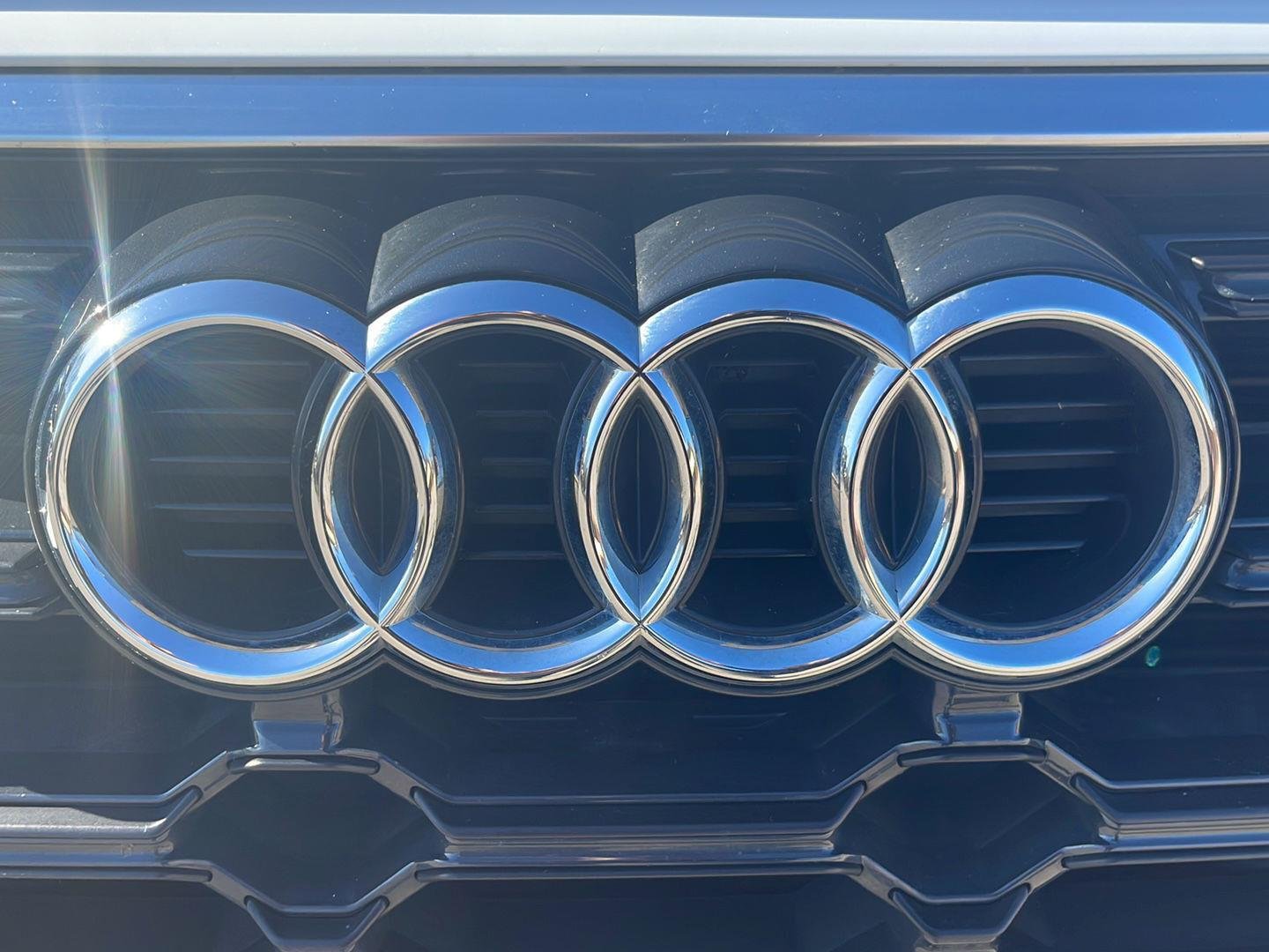 Used 2023 Glacier White Metallic Audi S line Premium image 10