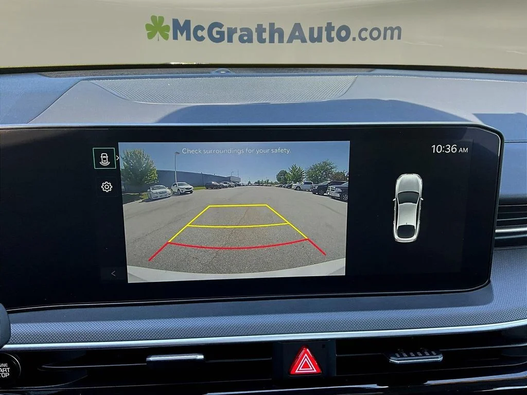 Used 2025 White Kia LXS image 16