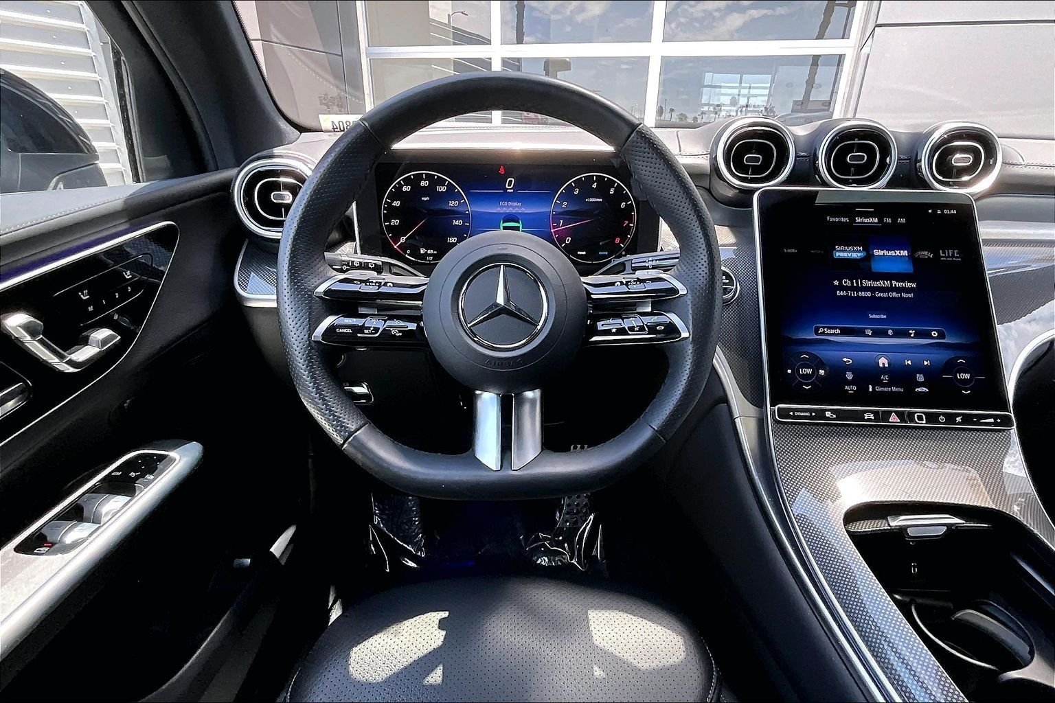 Used 2026 Black Mercedes-Benz GLC 300 image 5