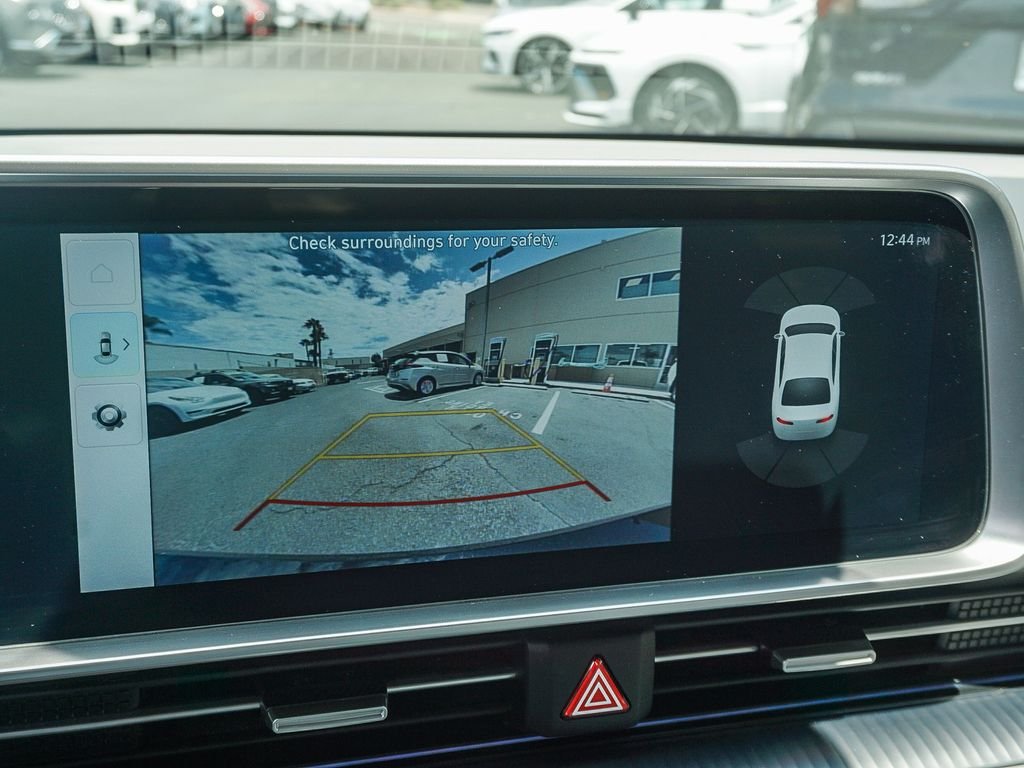 Used 2023 Black Hyundai SEL image 24