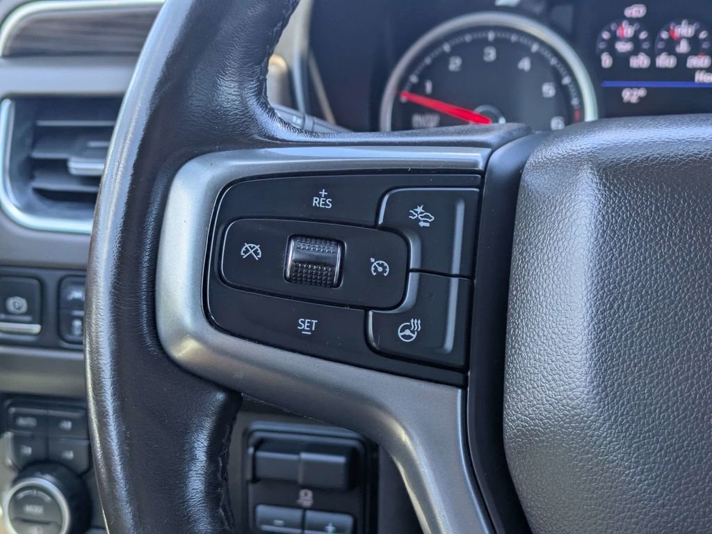 Used 2021 White Chevrolet Z71 image 25