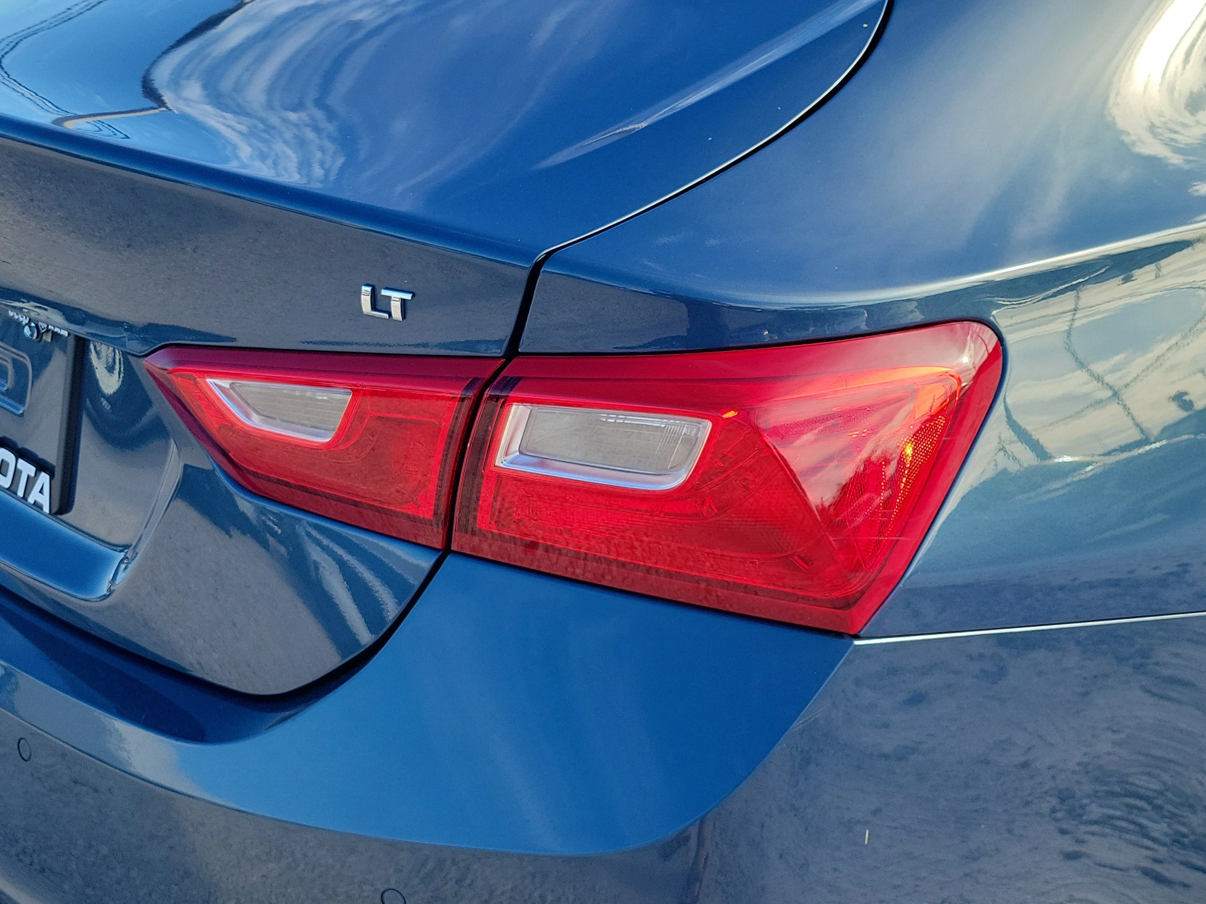Used 2024 Lakeshore Blue Metallic Chevrolet LT image 11