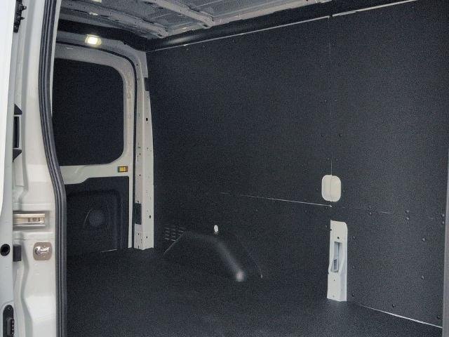 New 2026 Oxford White Ford Cargo Van image 27
