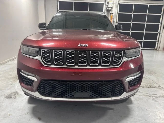 Used 2023 Red Jeep Summit Reserve image 2