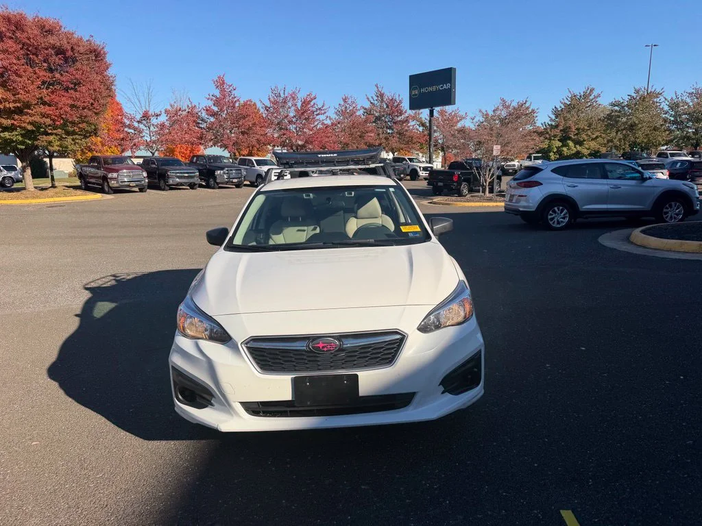 Used 2019  Subaru 2.0i image 2