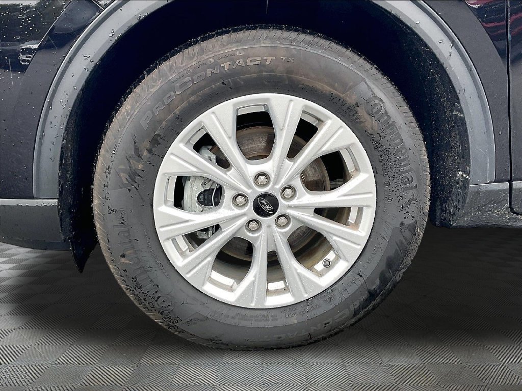 Used 2024 Black Metallic Ford Active image 7