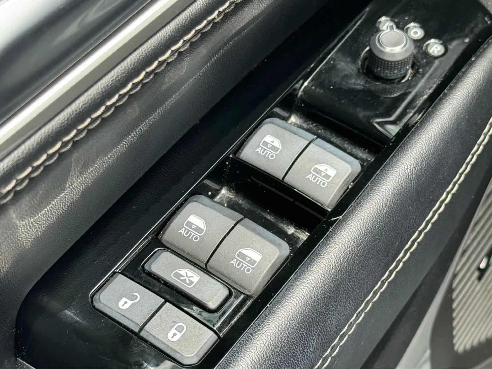 Used 2023 River Rock Jeep  image 18
