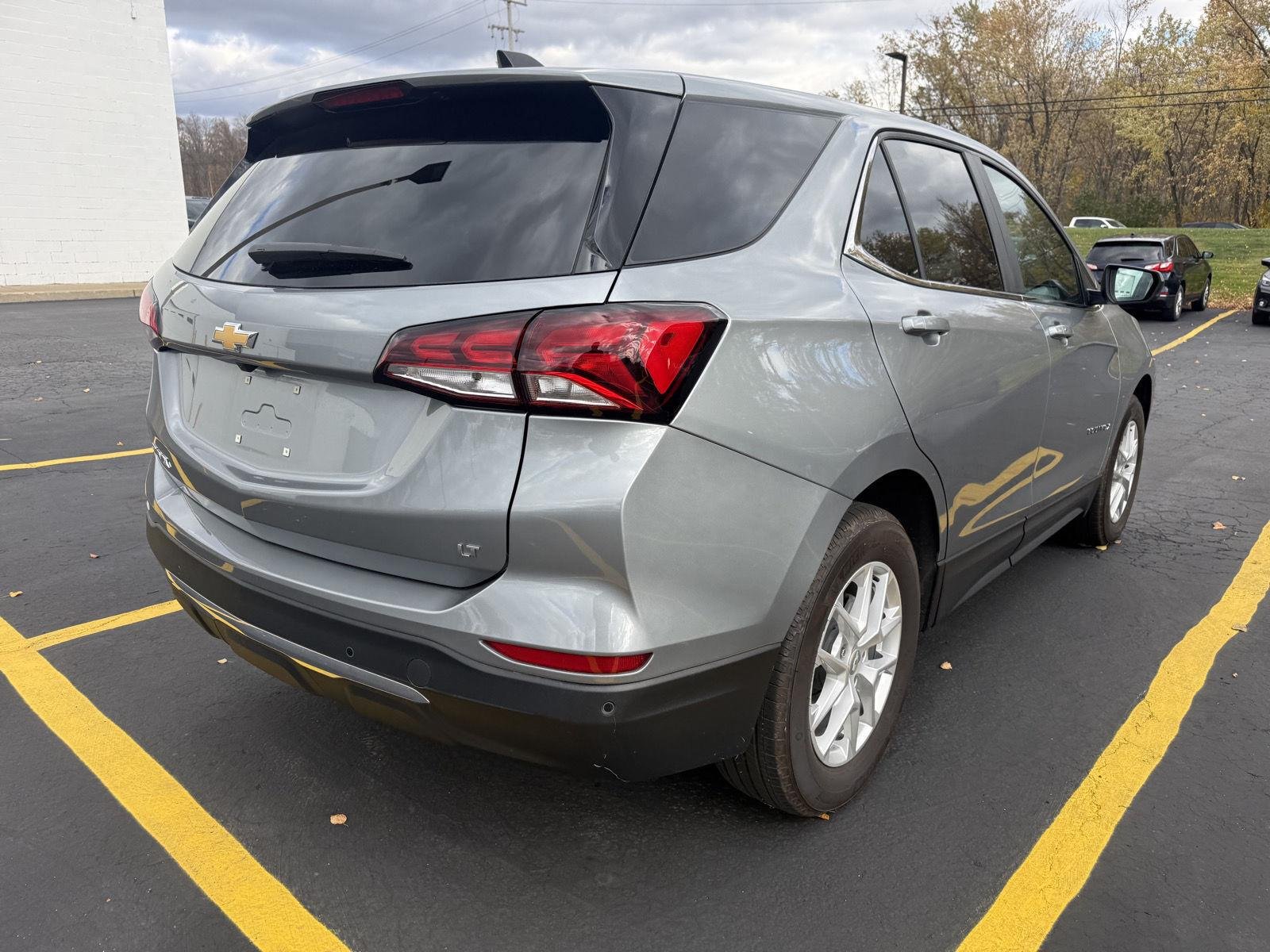 Used 2024 Gy Chevrolet  image 5