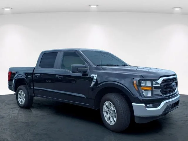 Used 2023 Black Ford XLT image 5