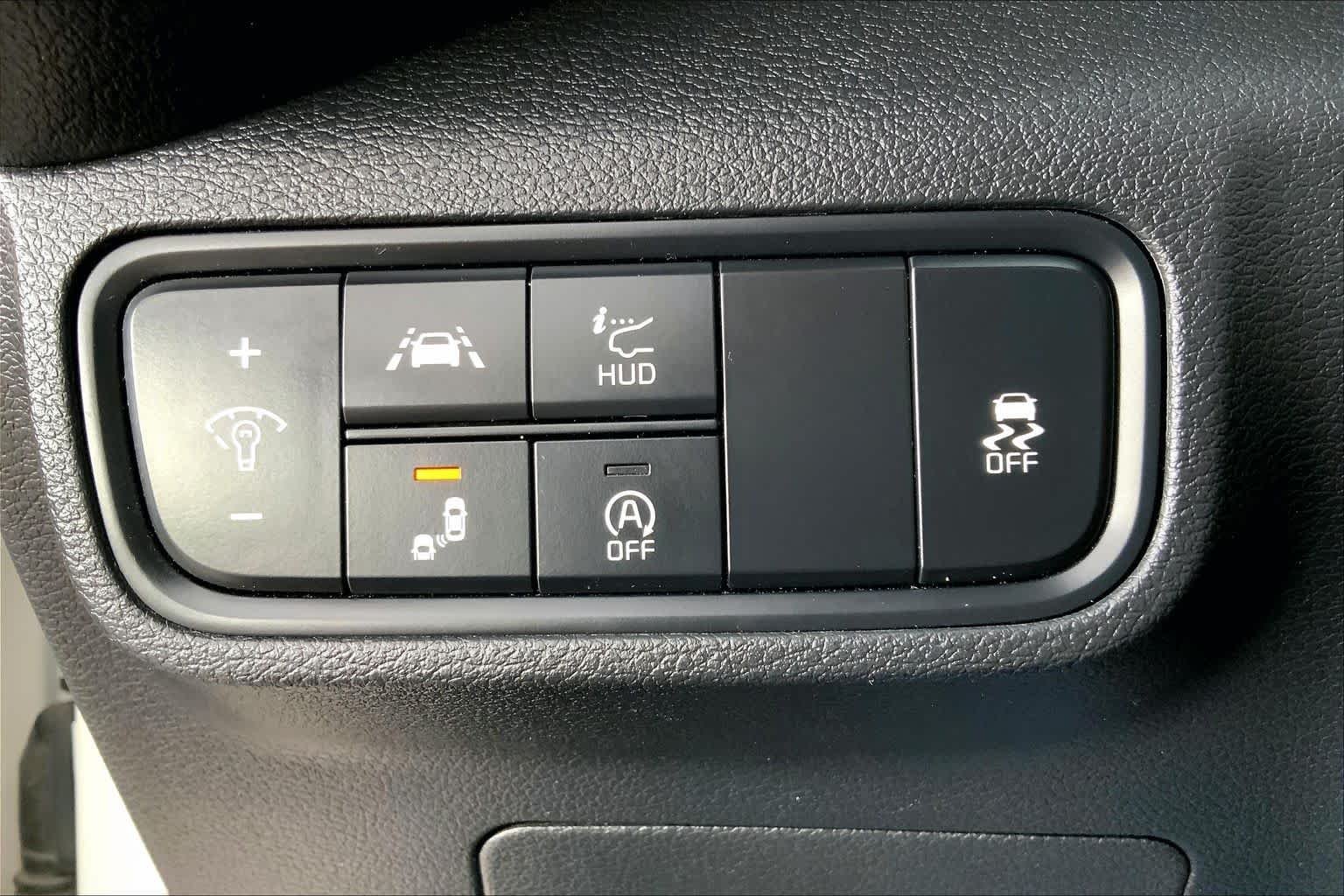 Used 2020 Snow White Pearl Kia GT-Line Turbo image 35