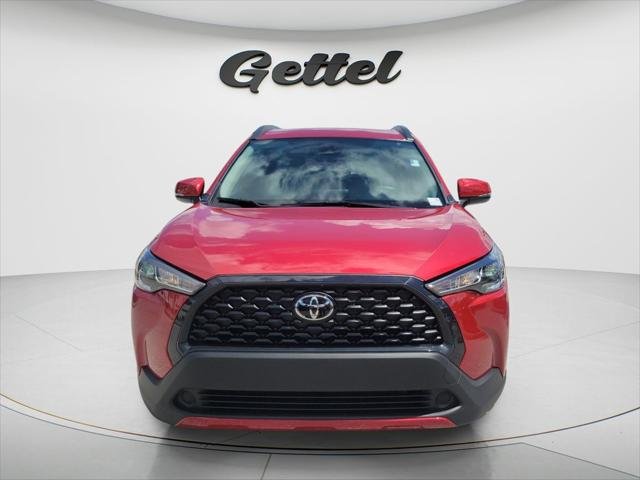 Certified Used 2022 BARCELONA RED MET. Toyota  image 2