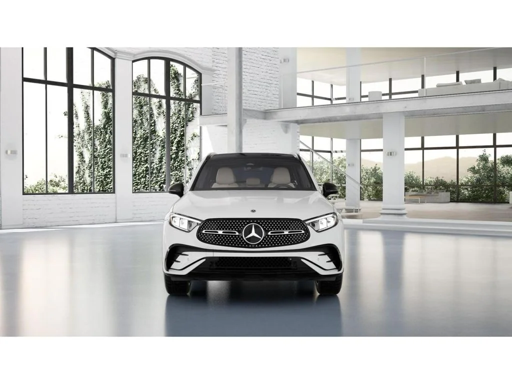 New 2027 White Mercedes-Benz GLC 300 image 7