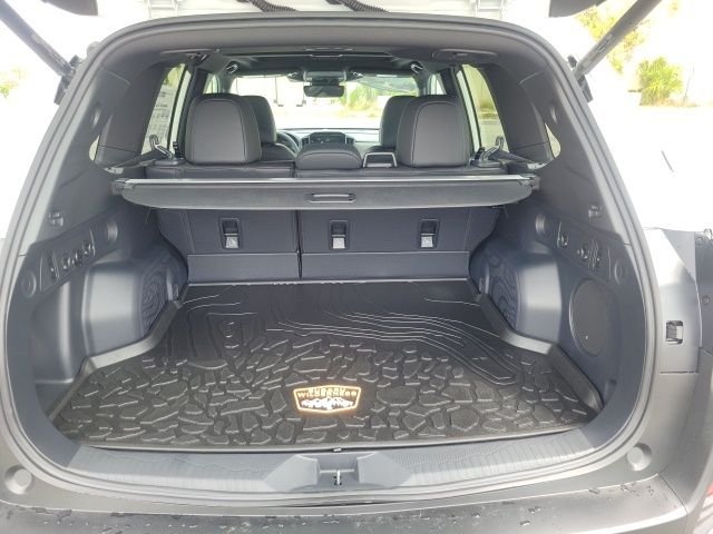 New 2026 CRYSTAL WHITE PEARL Subaru Wilderness image 7