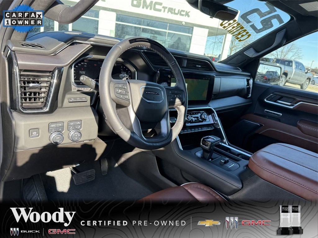 2025 GMC SIERRA - Image 17