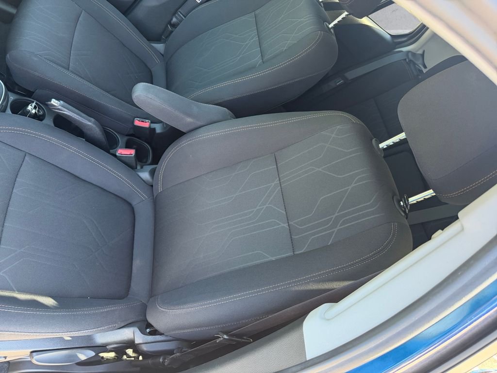 Used 2019 Blue Chevrolet LT image 8