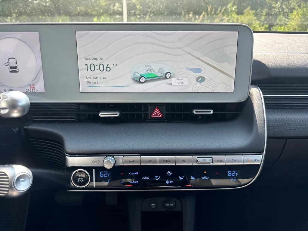 Used 2023 Cyber Gray Hyundai SEL image 18