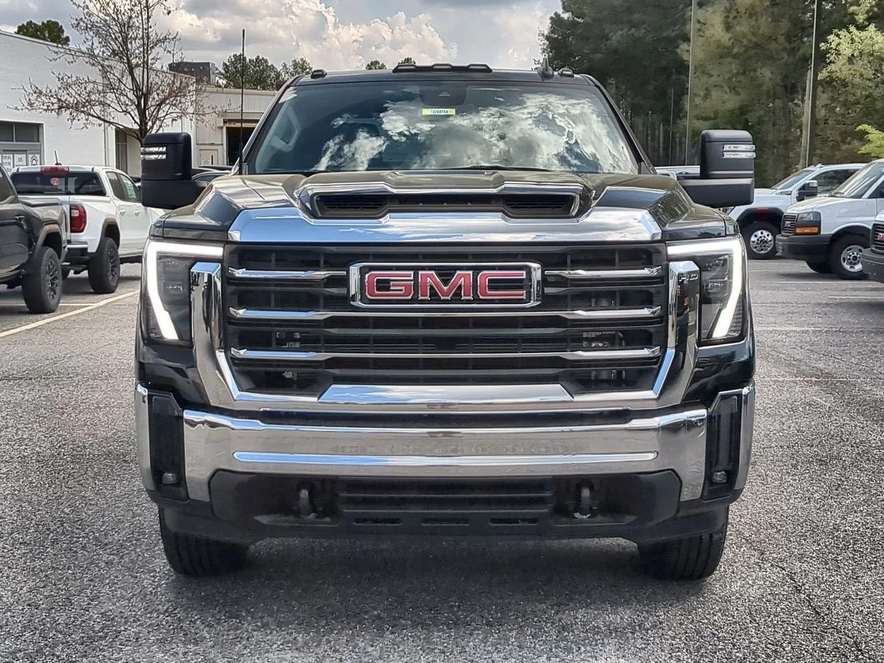 New 2026 Onyx Black GMC SLE image 3