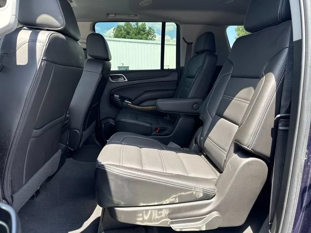 Used 2020 DARK SAPPHIRE BLUE METALLIC GMC Denali image 30