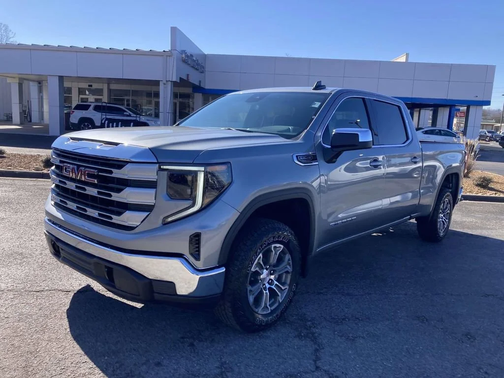New 2026 Sterling Metallic GMC SLE image 8
