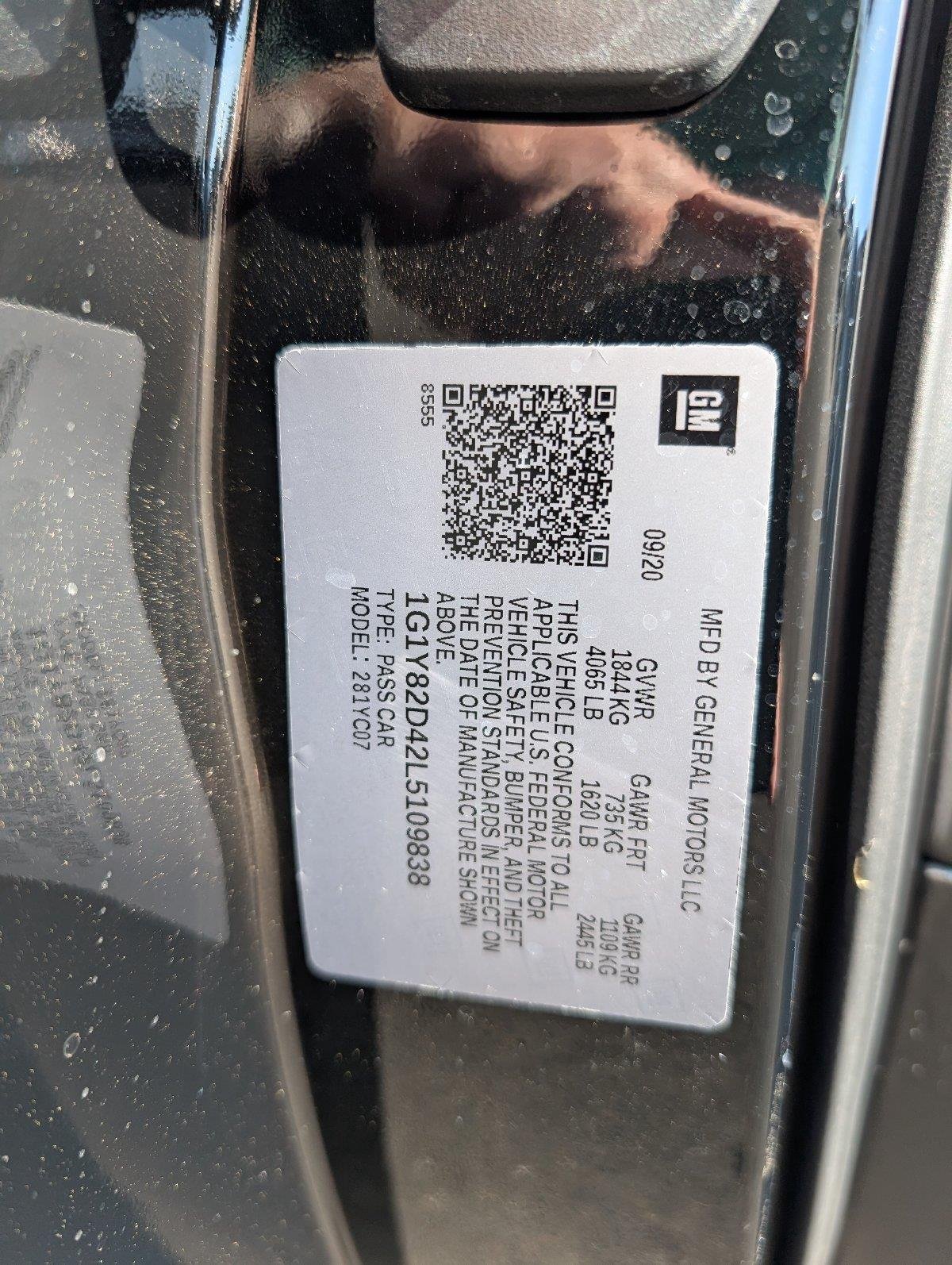 Used 2020 BLACK Chevrolet 3LT image 14