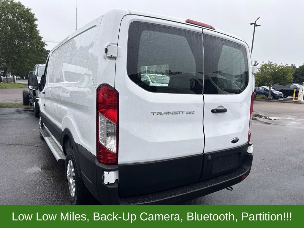 Used 2025 White Ford Base image 3