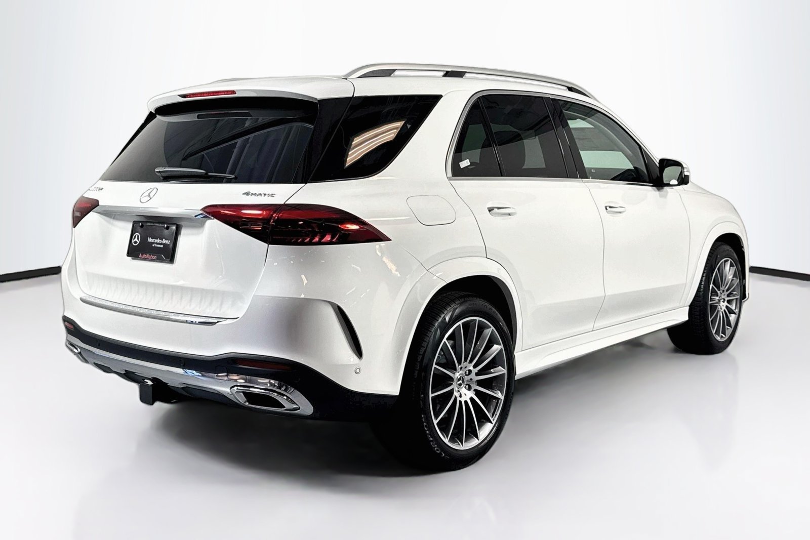 New 2026 Polar White Mercedes-Benz GLE 350 image 5