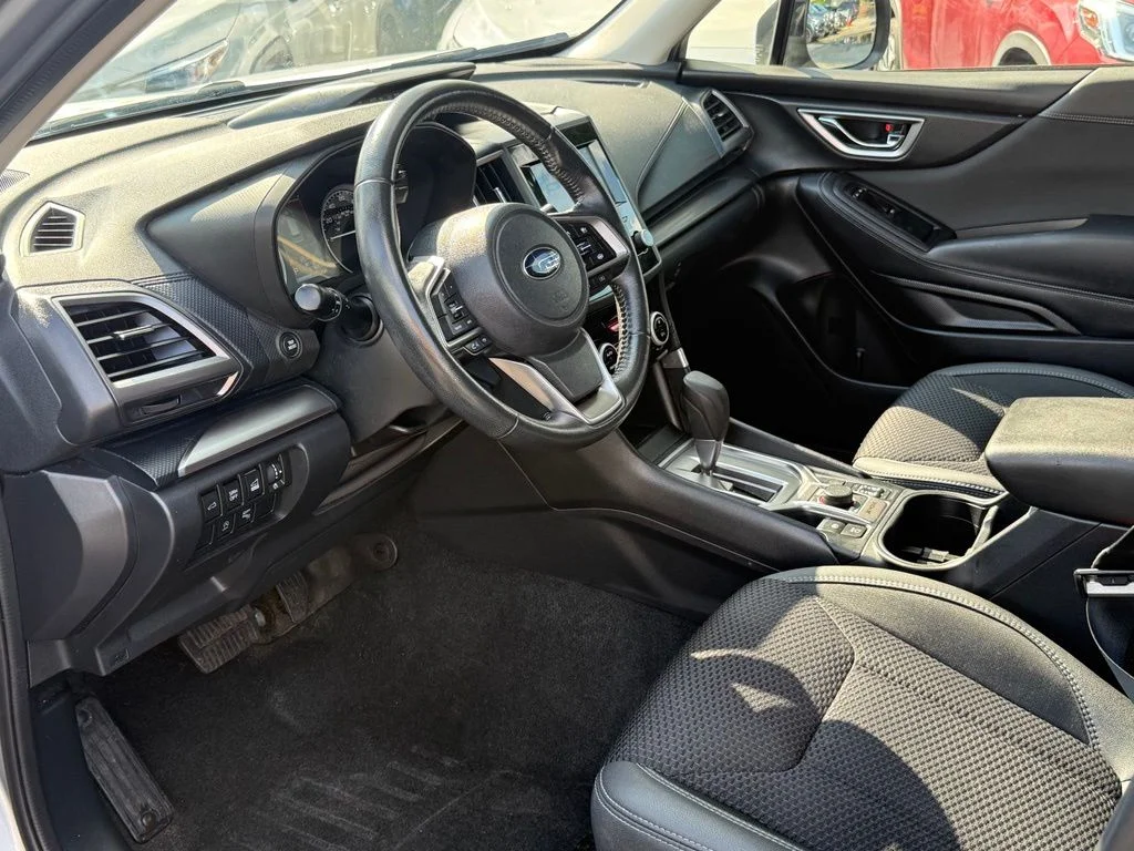 Used 2021 Ice Silver Metallic Subaru Premium image 22