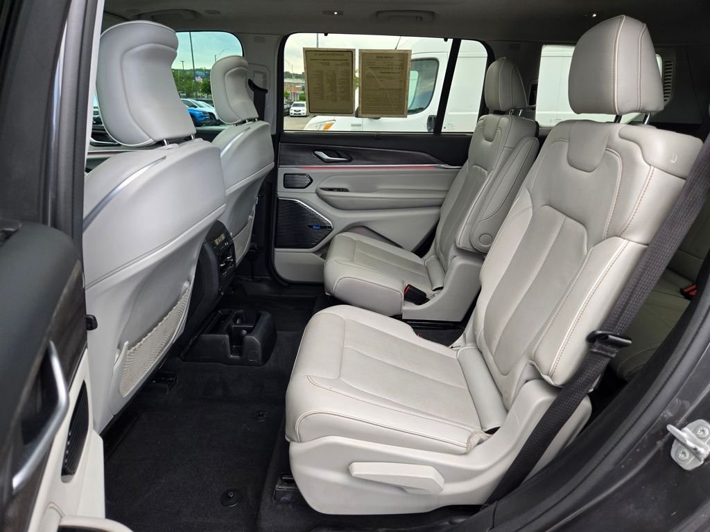 Used 2022 Gray Jeep Overland image 31