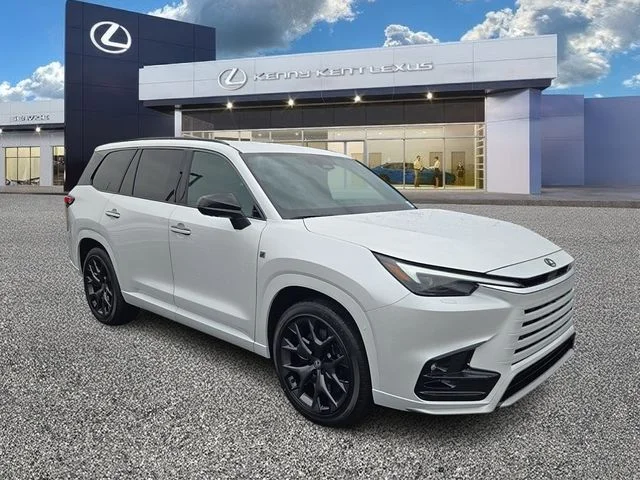 2026 Lexus TX 500h's photo