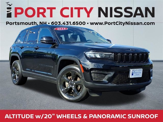 2023 Jeep Grand Cherokee Altitude x w/sunroof & heated seats/steering wheel
