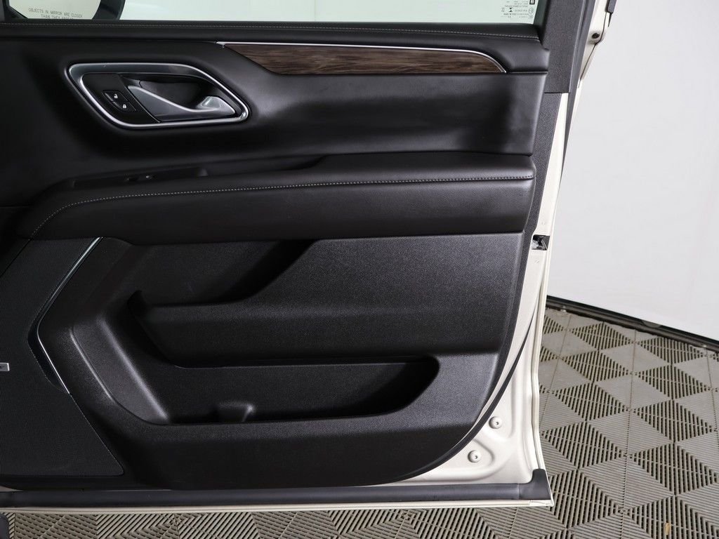 2023 Chevrolet Suburban Z71 - Photo 25