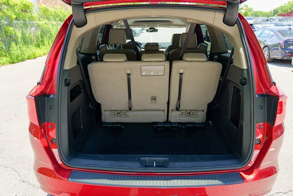 Used 2023 Red Honda EX-L image 57