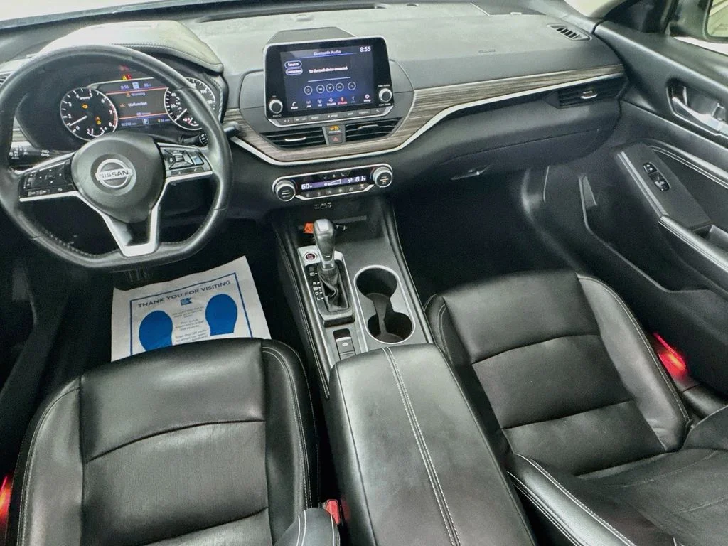Used 2019 Gray Nissan 2.5 Platinum image 23