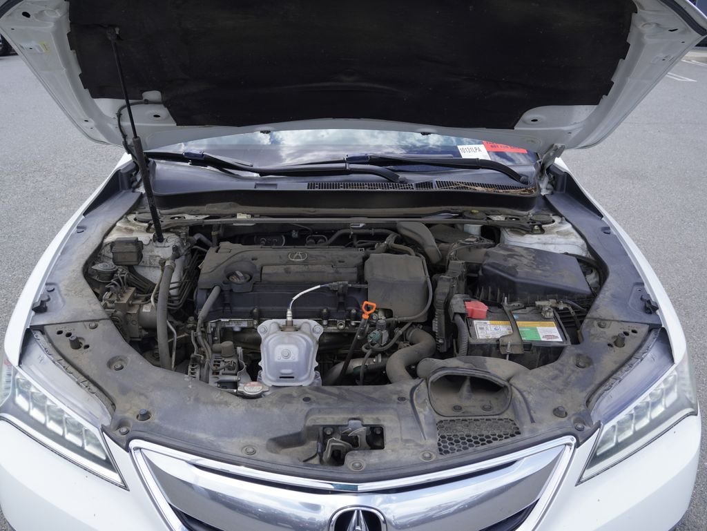 Used 2017 White Acura 2.4L image 4