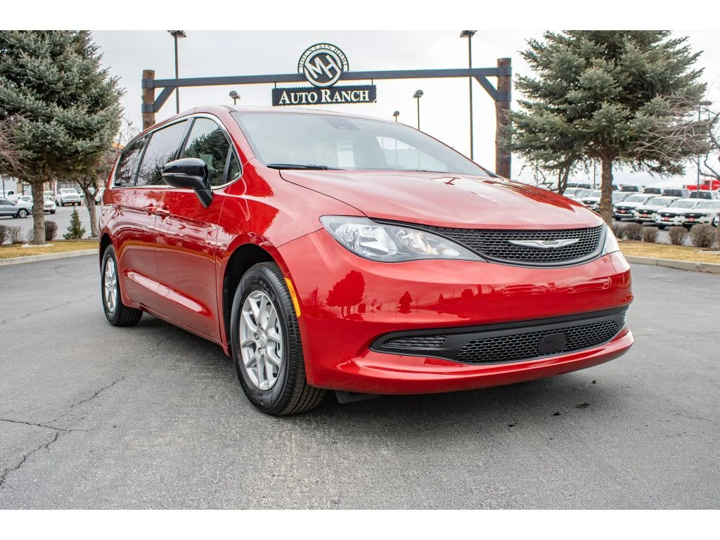 New 2026 Red Hot Pearlcoat Chrysler LX image 2