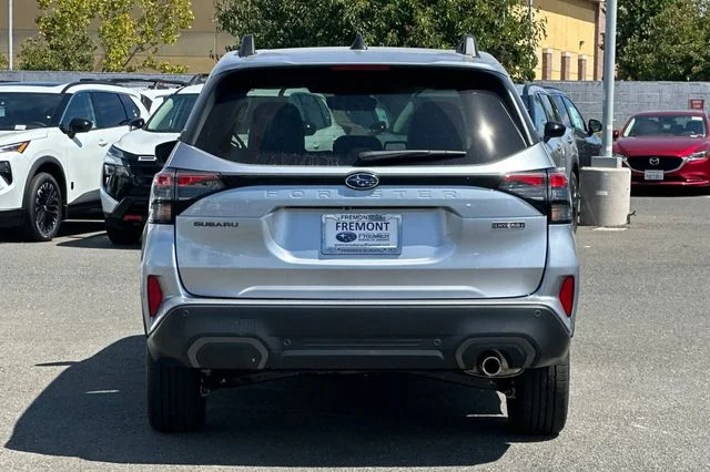 New 2026 ICE SILVER METALLIC Subaru Limited Hybrid image 5