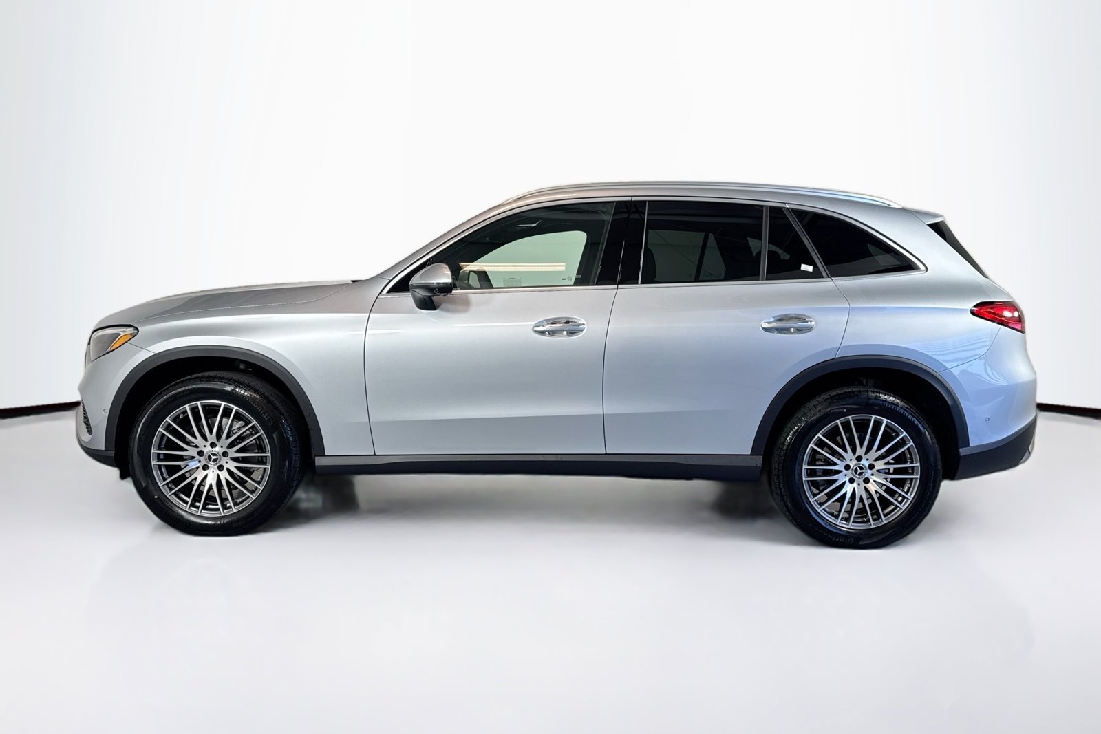 New 2026 Cirrus Silver Metallic Mercedes-Benz GLC 300 image 8