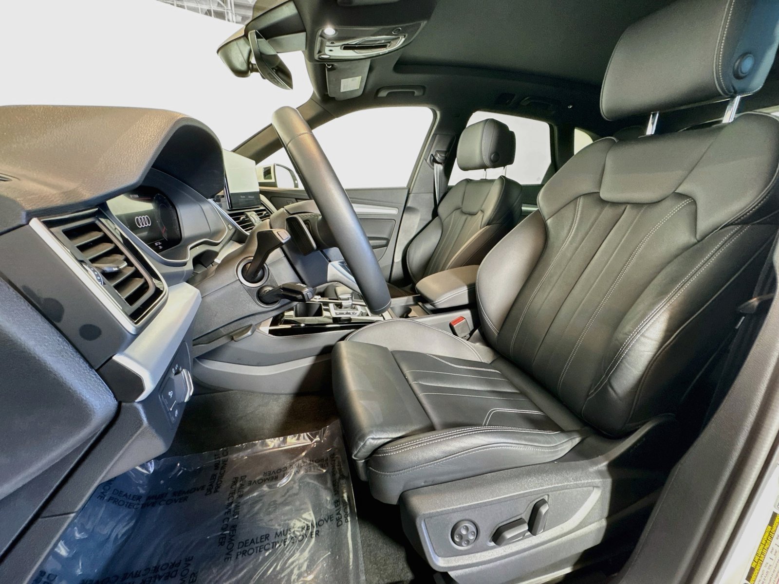 Used 2025 Glacier White Audi S line Premium image 19
