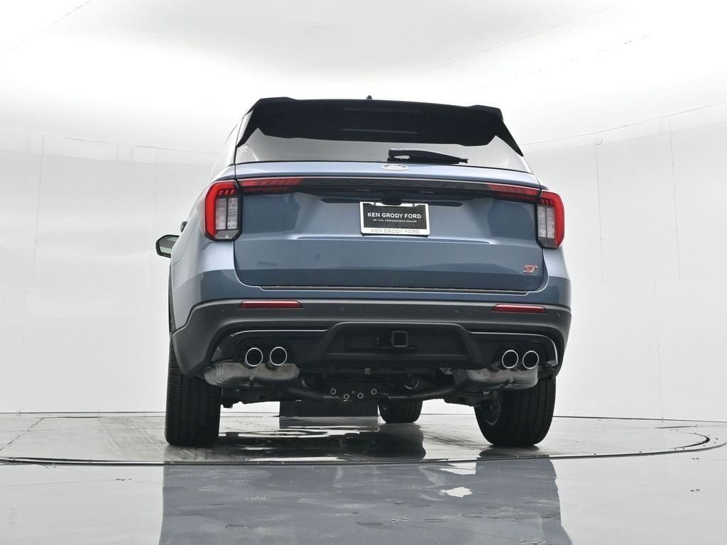 2025 Ford Explorer ST - Photo 54