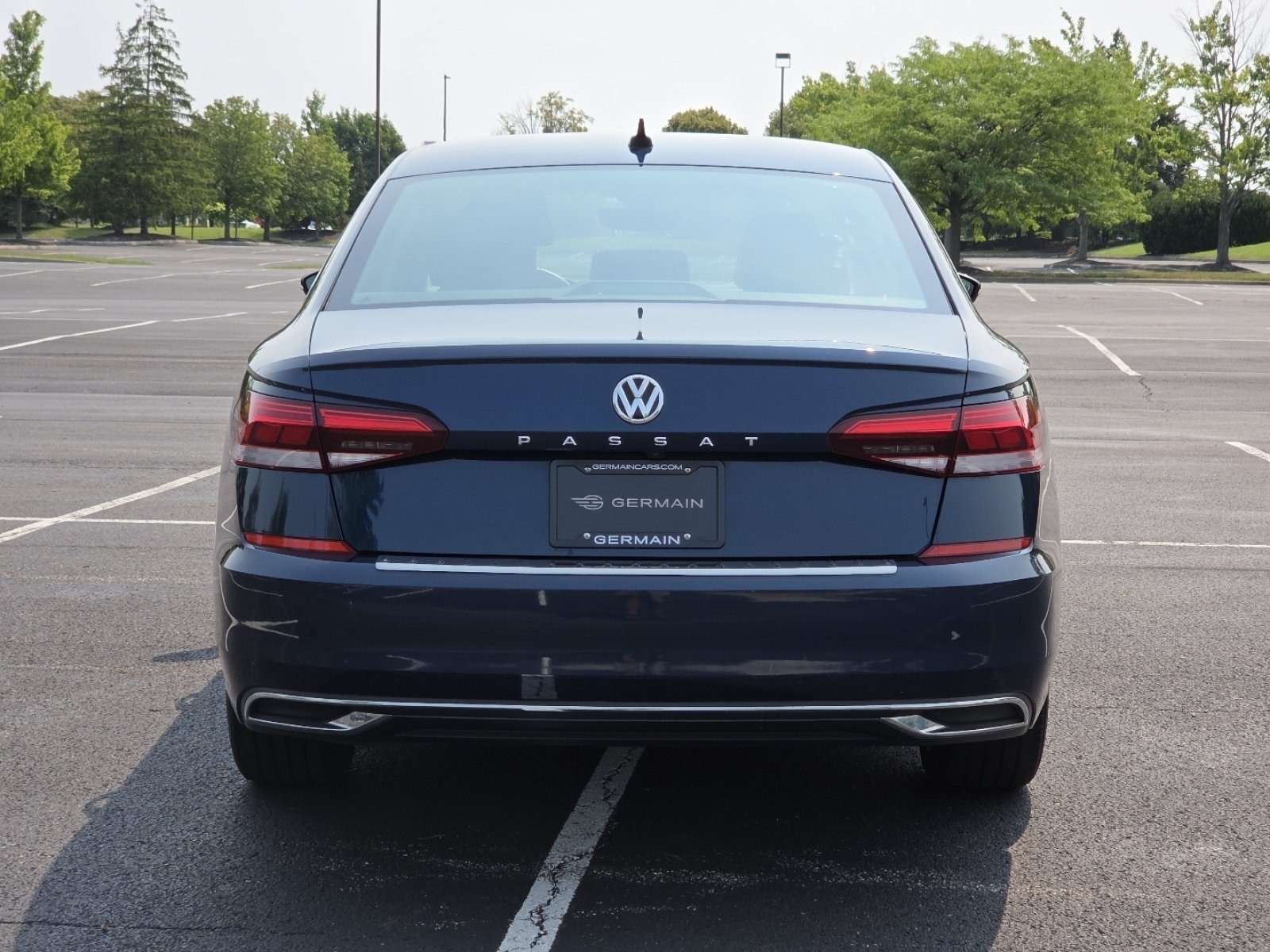 Used 2021 Tourmaline Blue Metallic Volkswagen 2.0T SE image 17