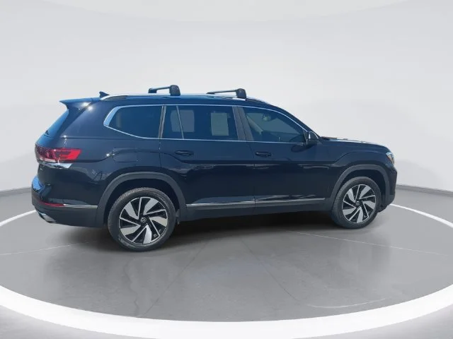Used 2024 Black Volkswagen 2.0T SEL image 15