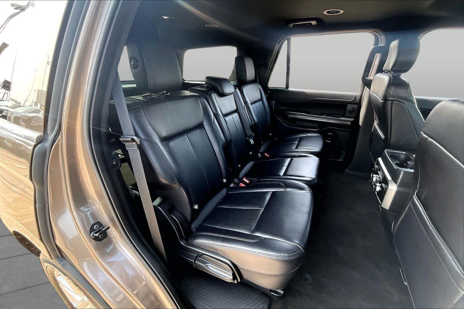 Used 2019 Stone Gray Metallic Ford XLT image 38