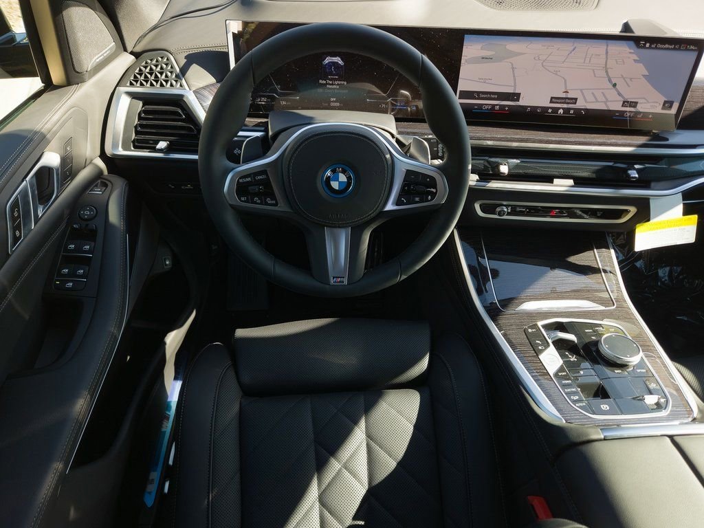 New 2026 Black Sapphire Metallic BMW xDrive50e image 18