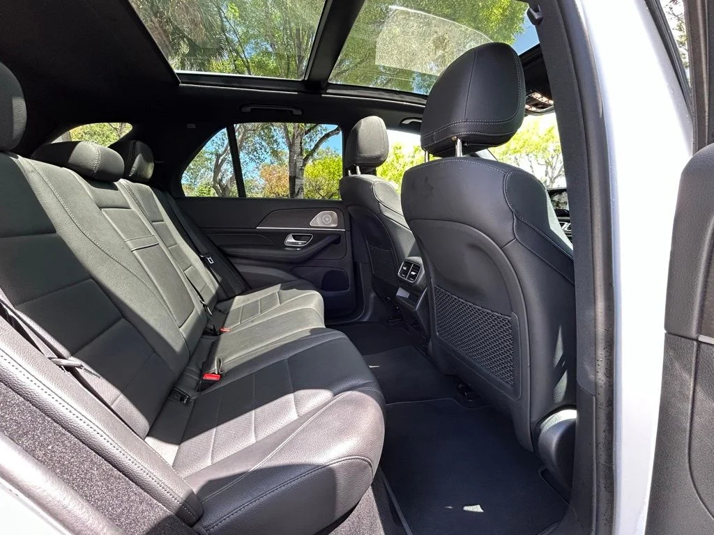 Used 2022 White Mercedes-Benz GLE 350 image 48