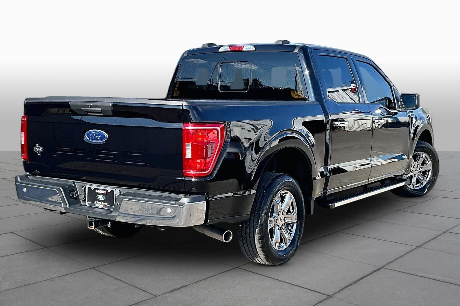 Used 2023 Agate Black Ford XLT image 13