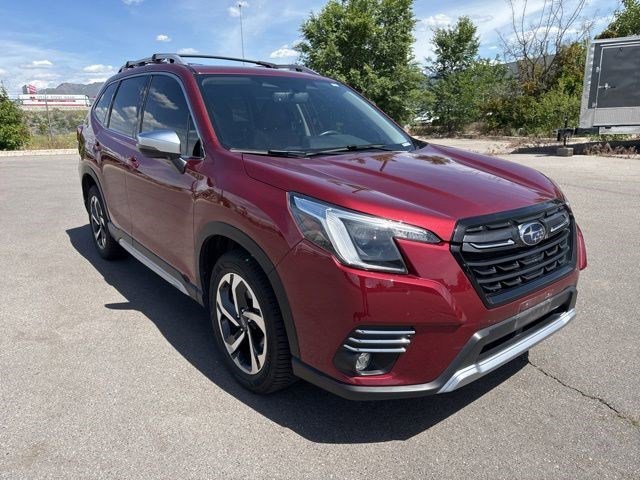 2022 Subaru Forester Touring's photo