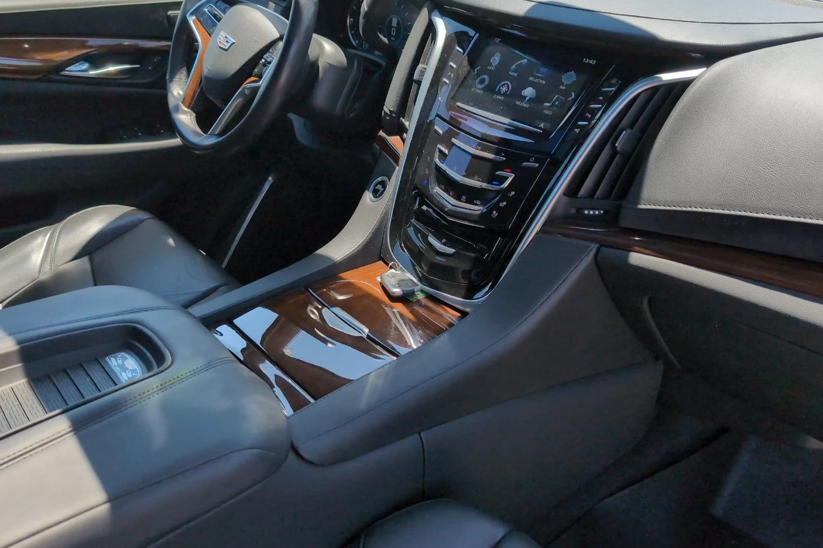Used 2020 BLACK RAVEN Cadillac Premium Luxury image 19